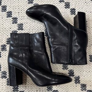 Nine West Elegant Black Leather Ankle Boots